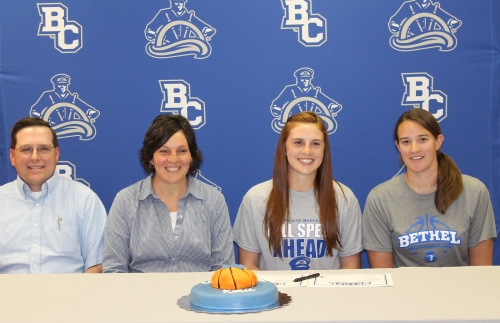 Morgan signs with Bethel College Pilots